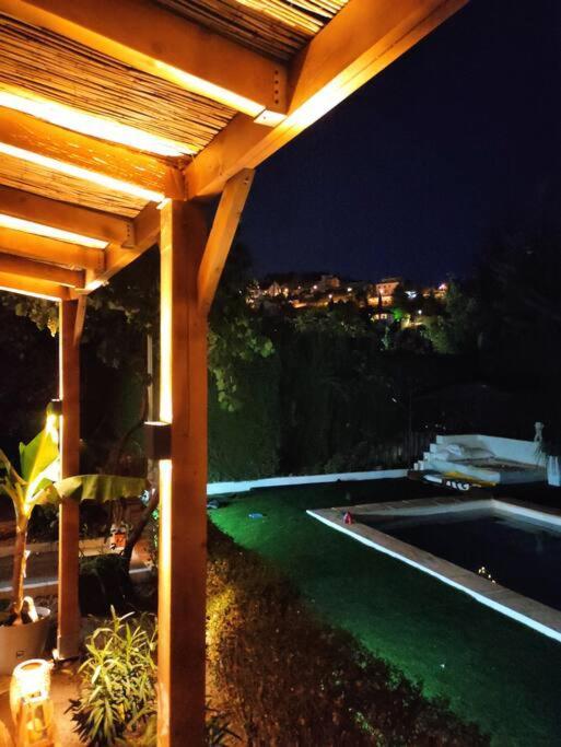 Chalet Con Piscina En Entorno Idilico La Zubia  Exteriér fotografie